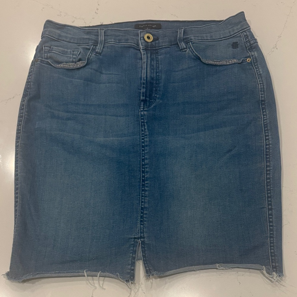 Tommy Hilfiger Classic Blue Denim Pencil Skirt